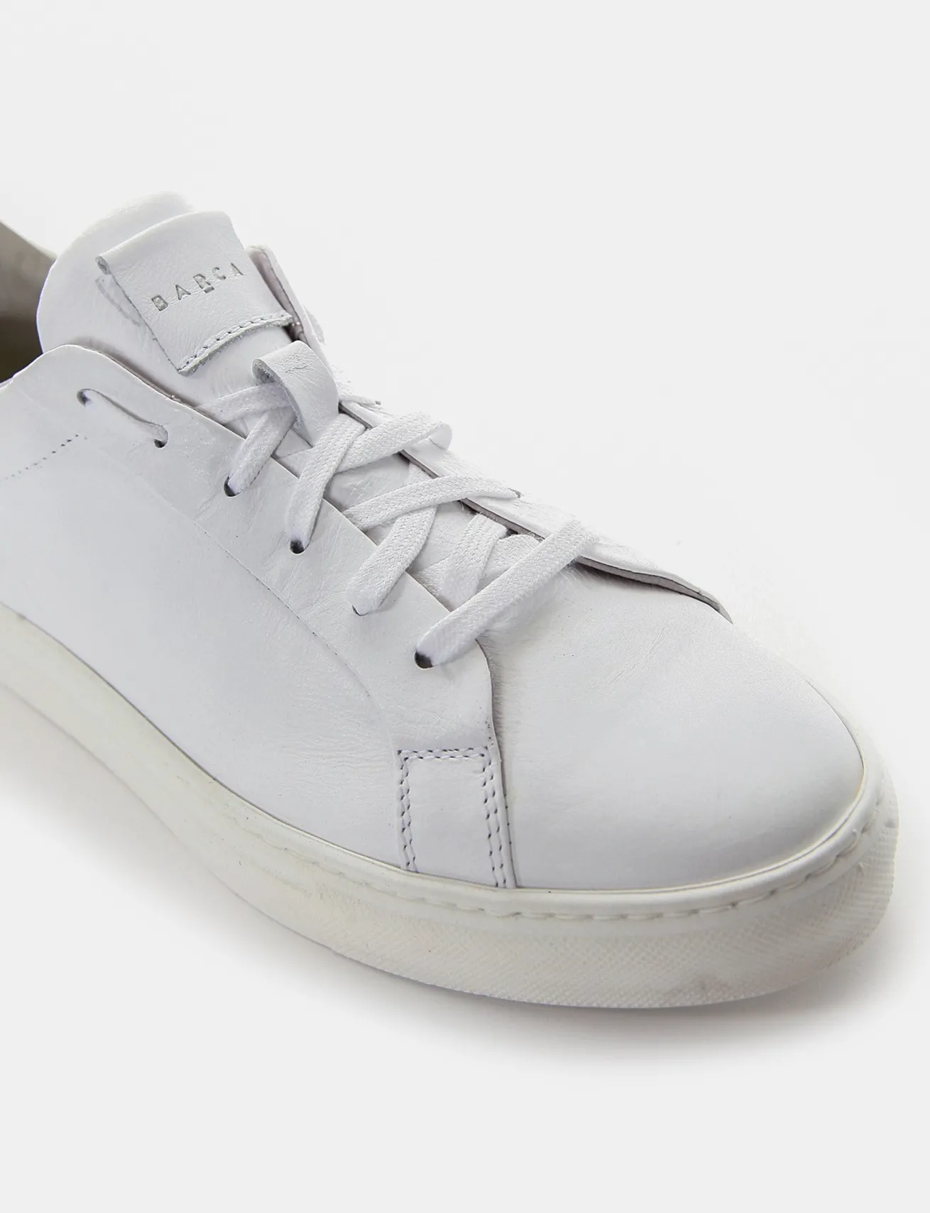 Lacci bianco punta forata