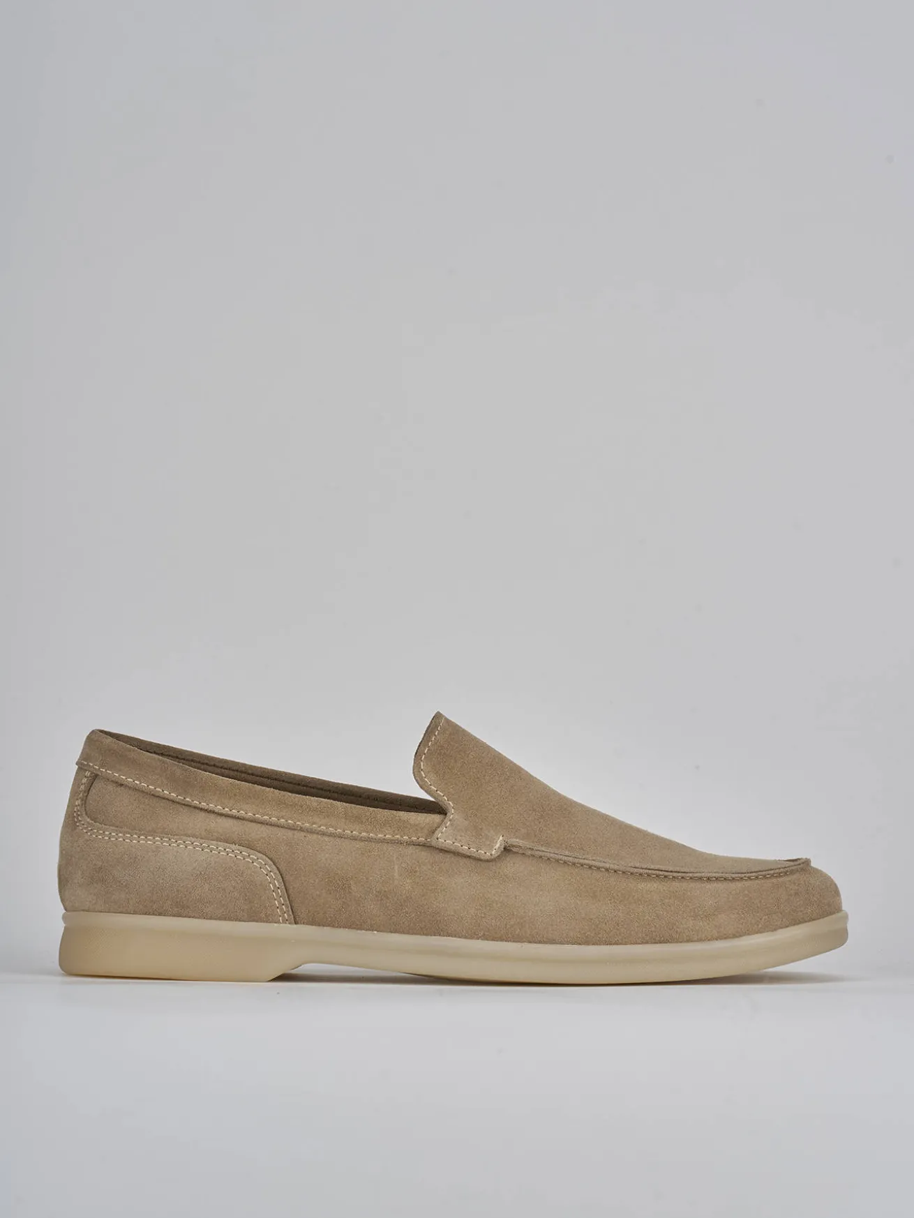 Mocassini camoscio beige