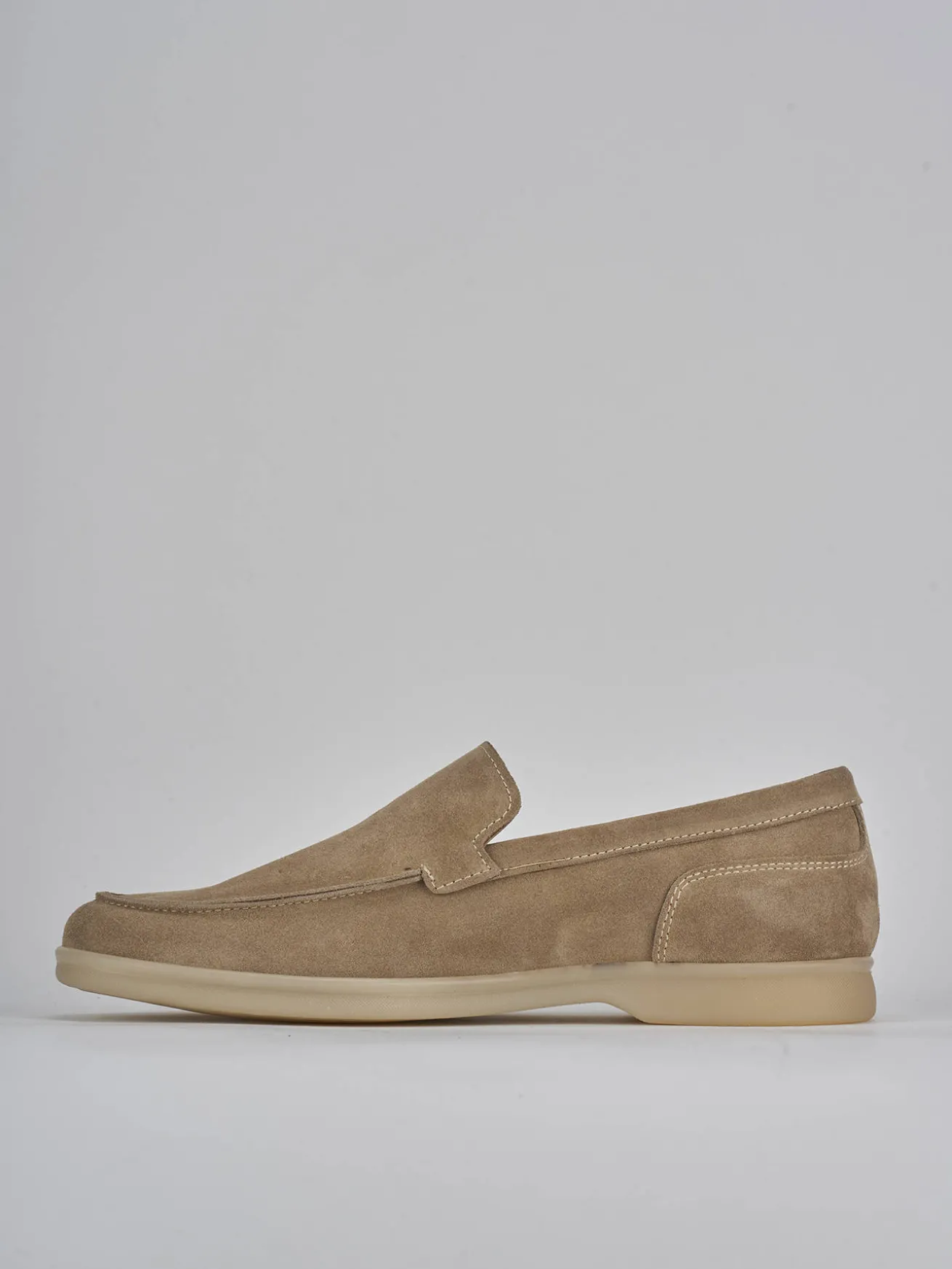 Mocassini camoscio beige