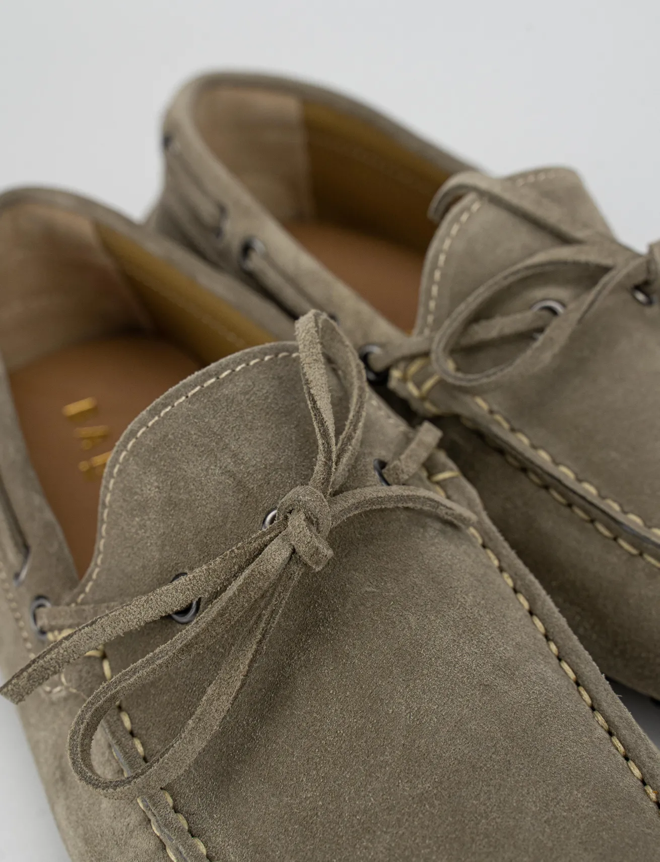 Mocassini camoscio beige