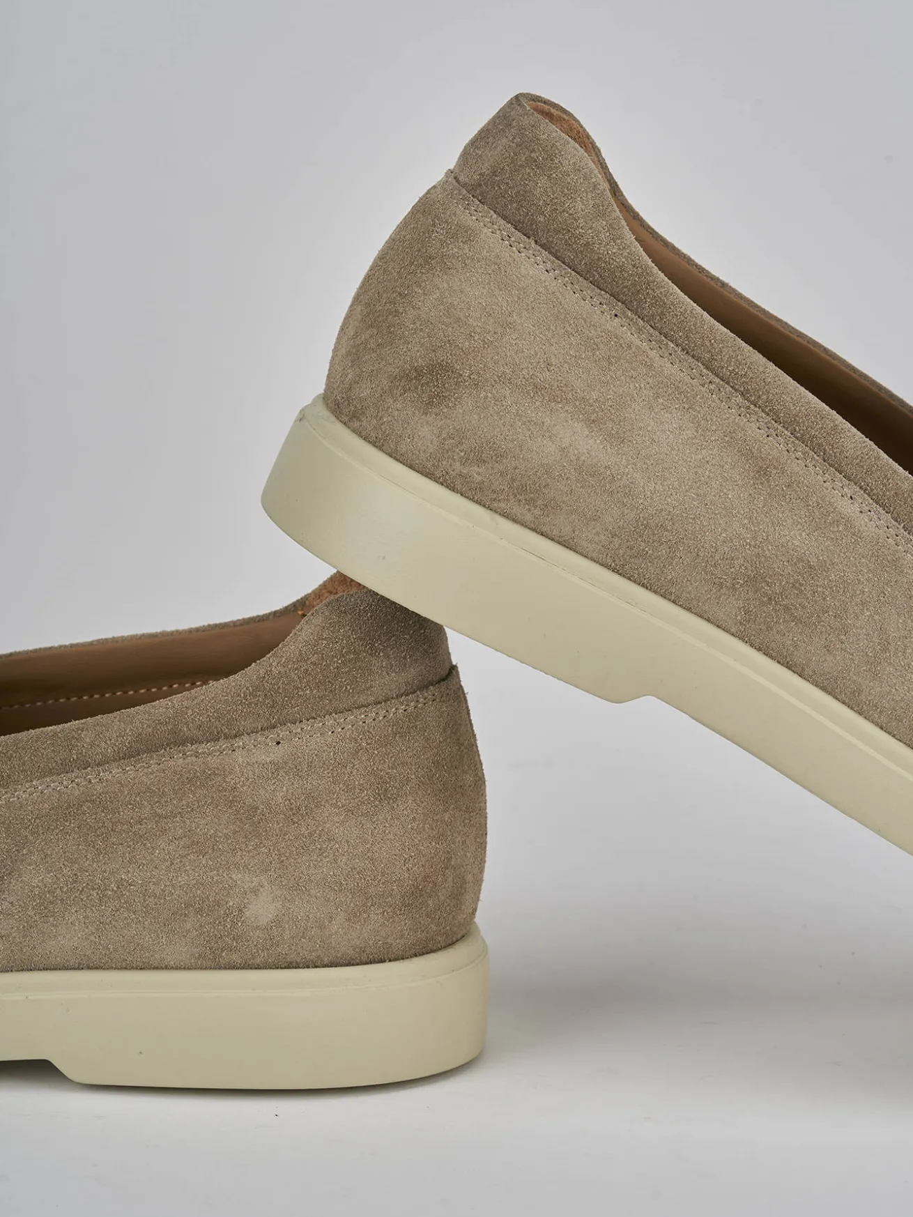 Mocassini camoscio beige