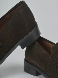 Mocassini tacco 2cm camoscio testa