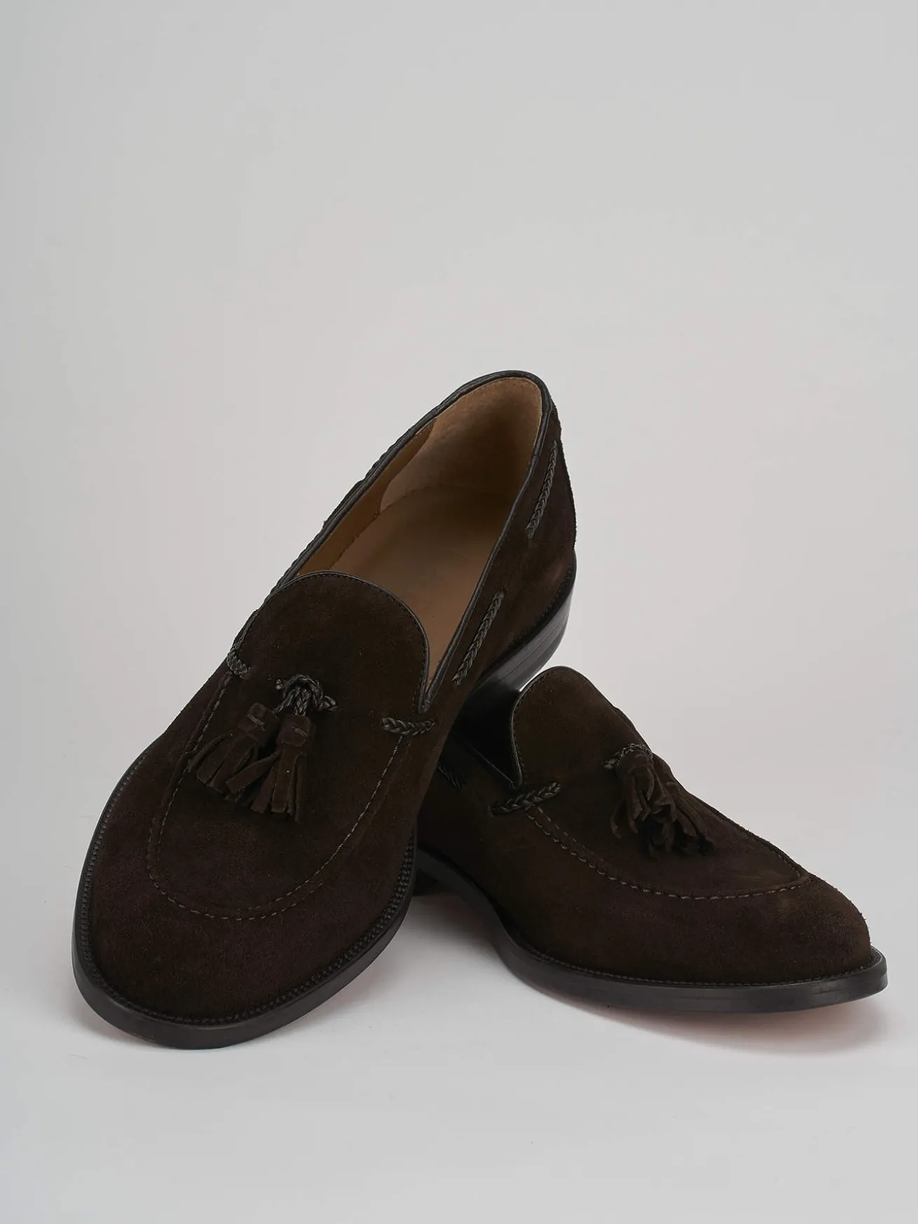 Mocassini tacco 2cm camoscio testa