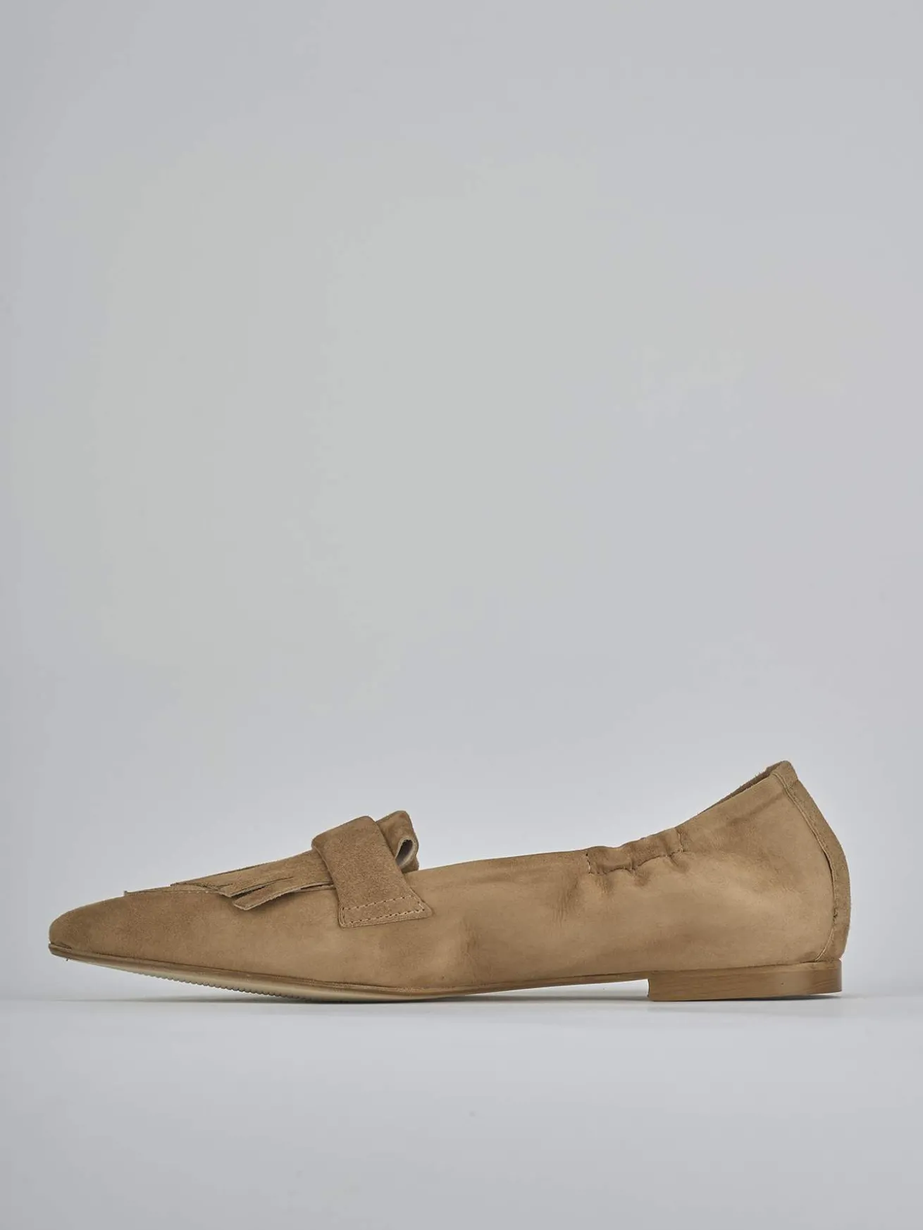 Mocassini tacco 1cm camoscio marrone