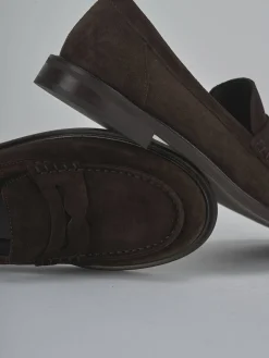 Mocassini tacco 2cm camoscio testa