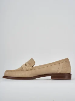 Mocassini tacco 2cm camoscio beige