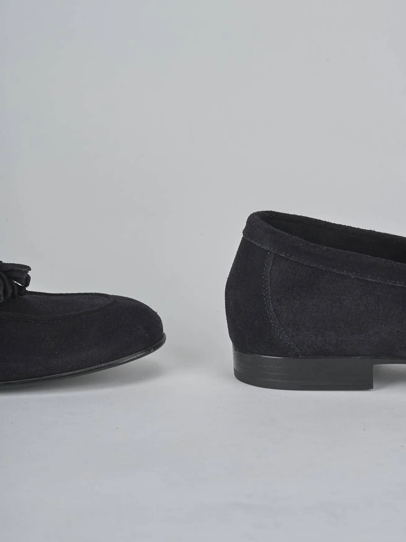 Mocassini tacco 1cm camoscio blu