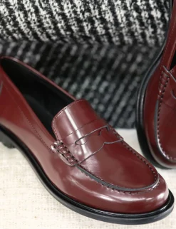 Mocassini tacco 1cm pelle bordo'