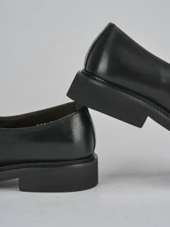 Mocassini tacco 2cm pelle nero