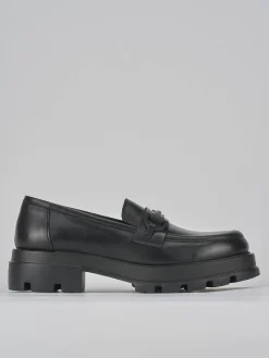 Mocassini tacco 2cm pelle nero