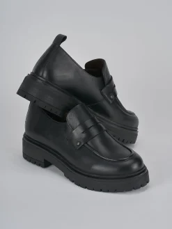 Mocassini tacco 1cm pelle nero