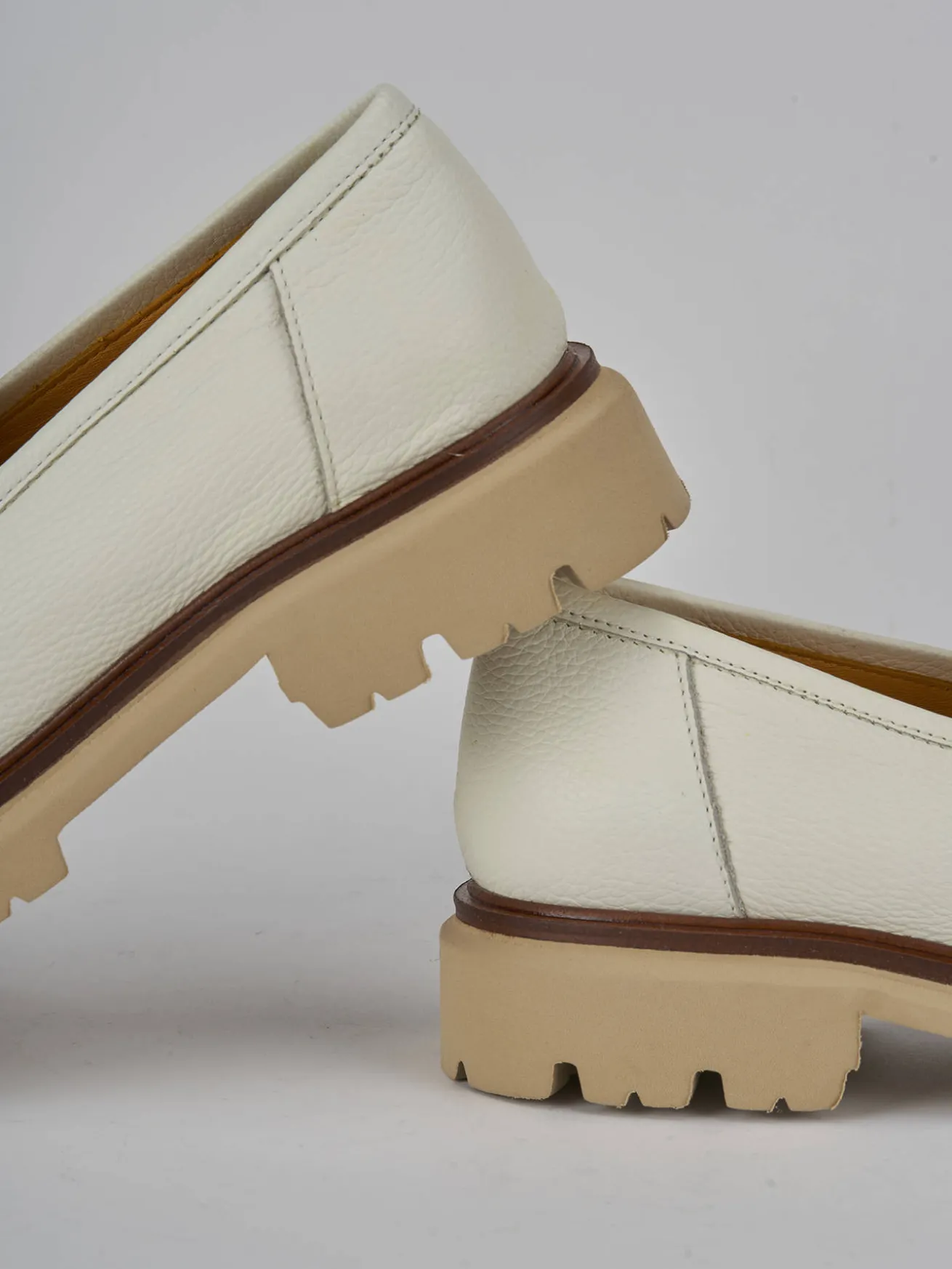 Mocassini tacco 2cm pelle bianco