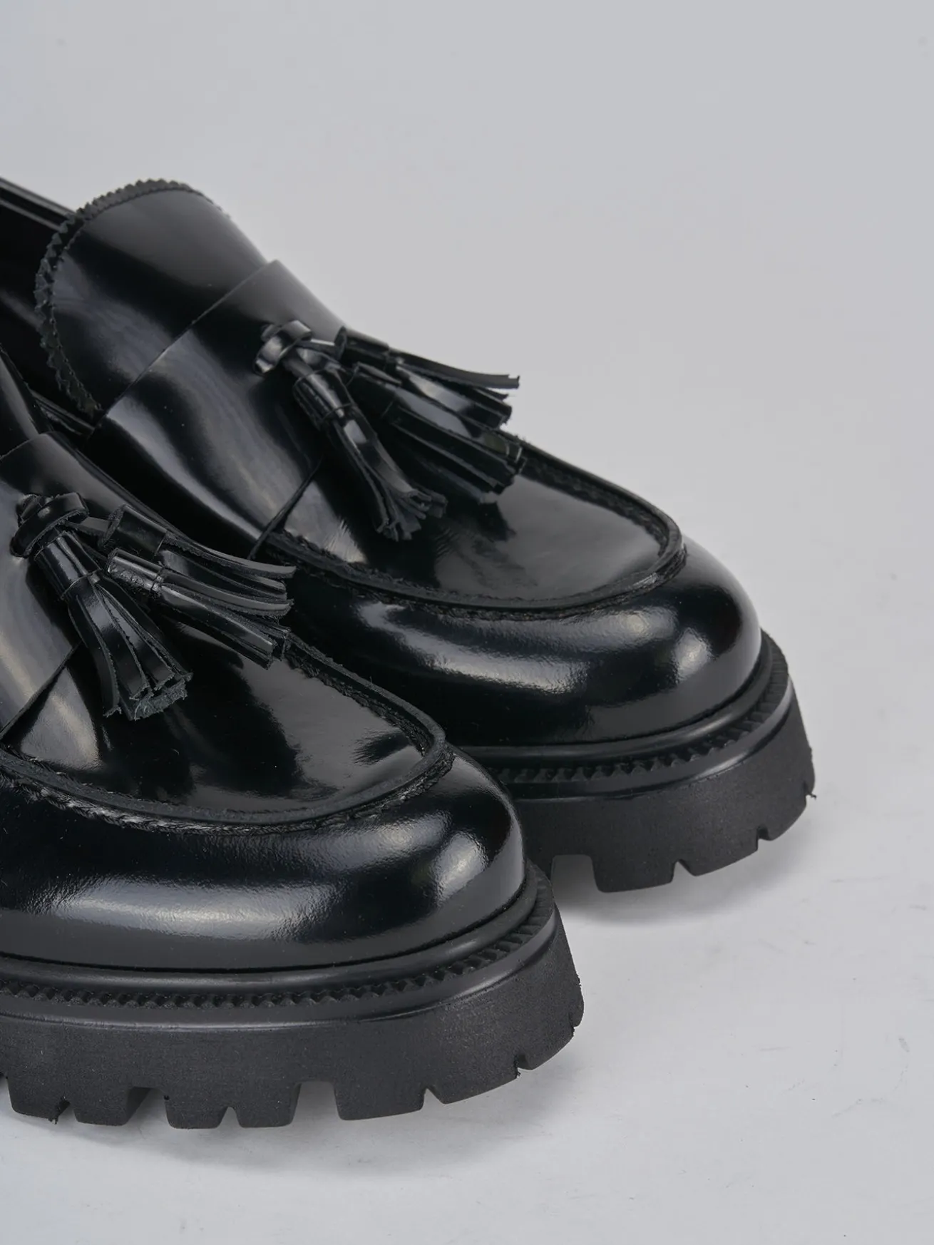 Mocassini tacco 2cm pelle nero