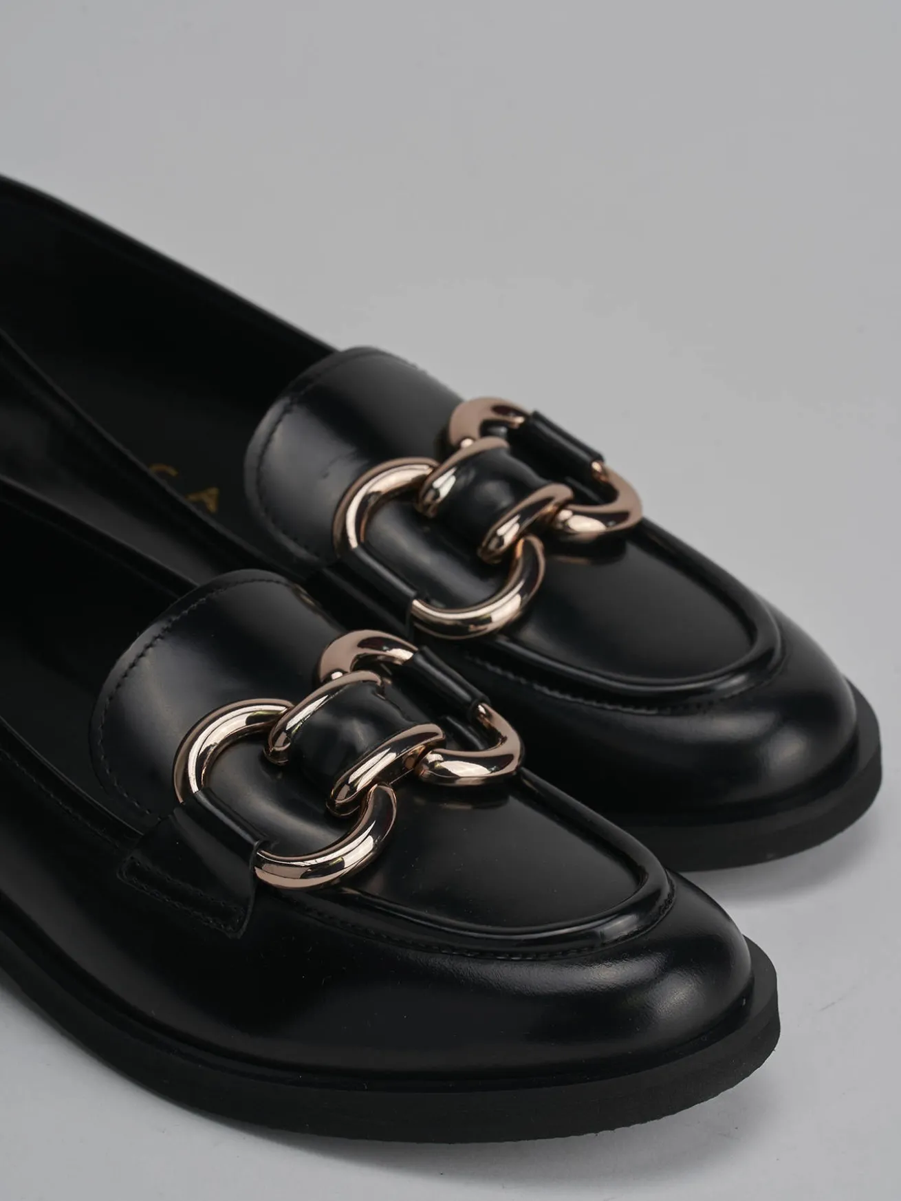 Mocassini tacco 2cm pelle nero