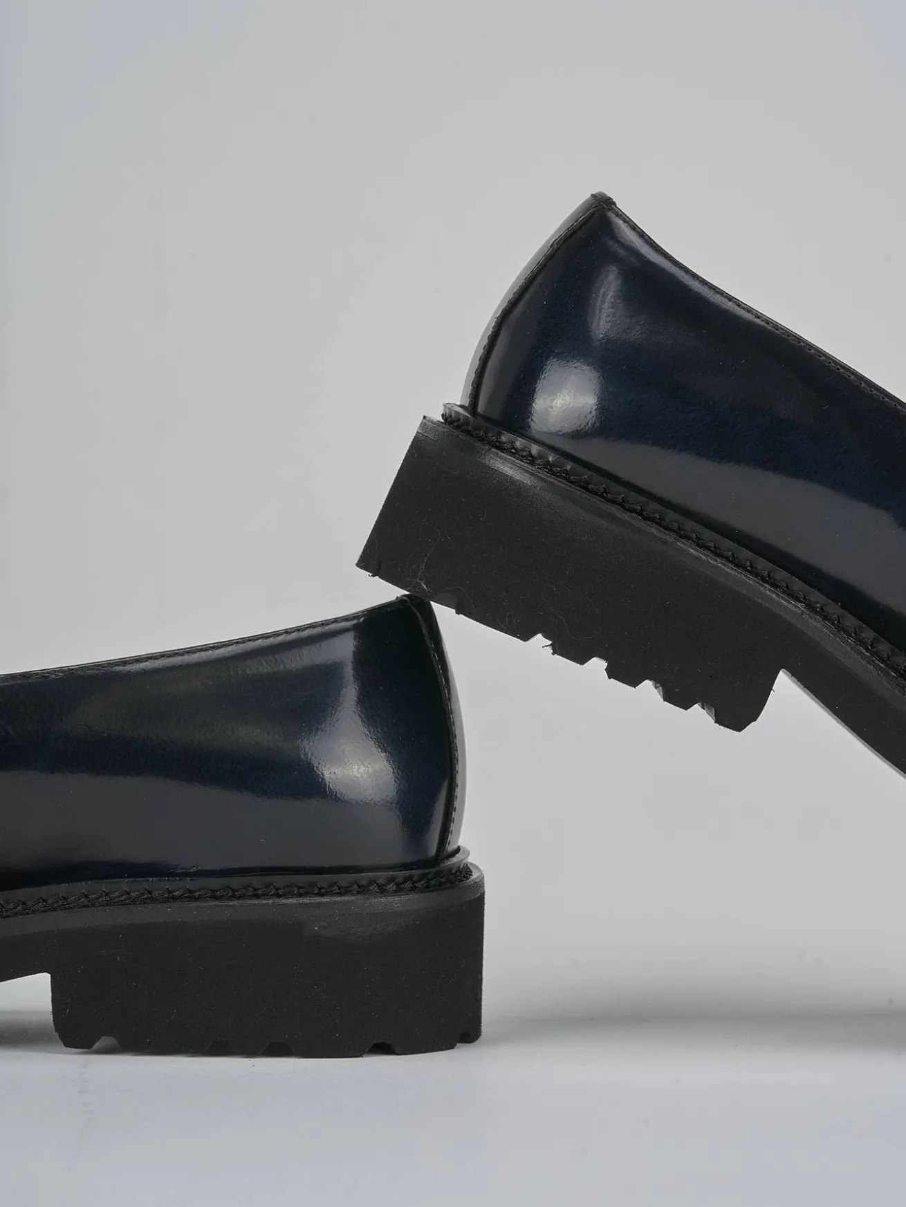 Mocassini tacco 2cm pelle blu