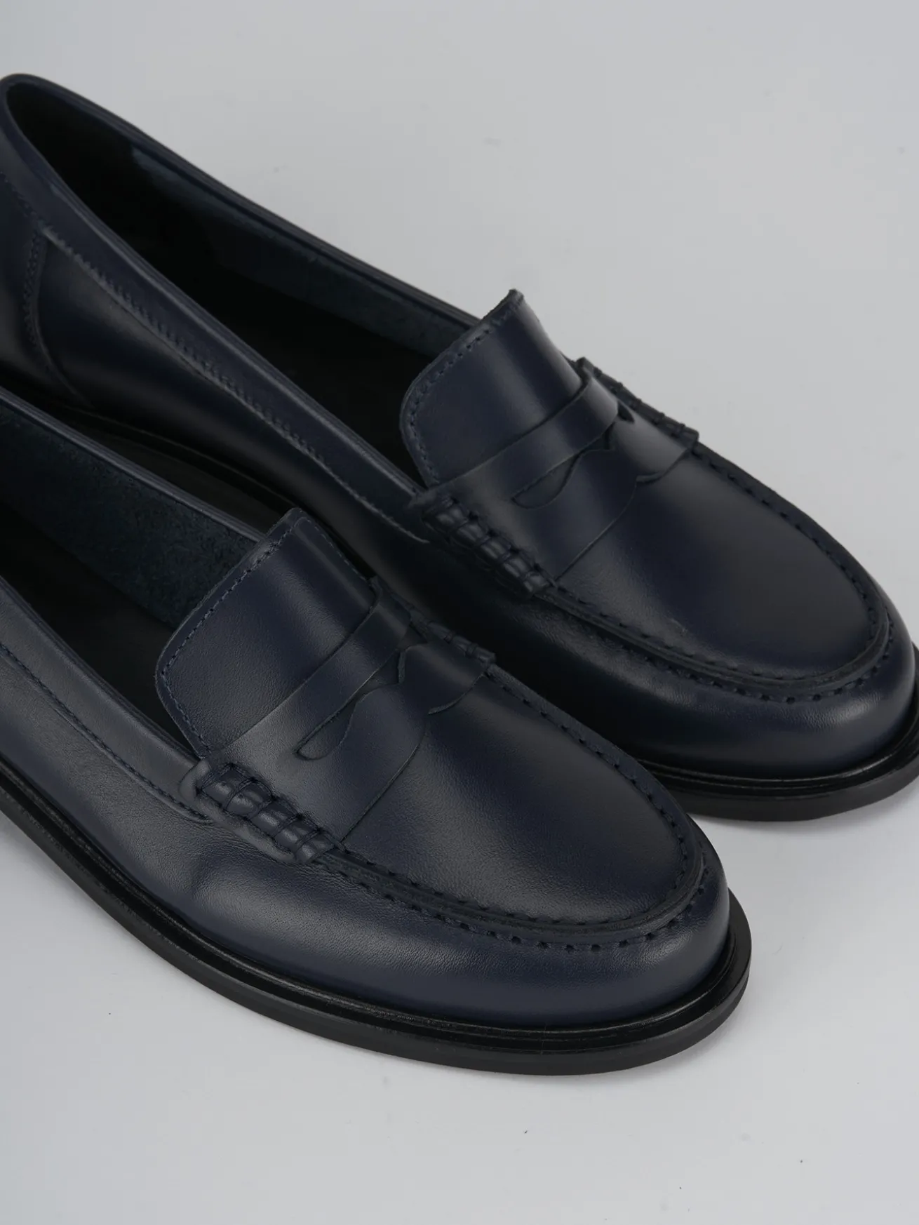 Mocassini tacco 2cm pelle blu