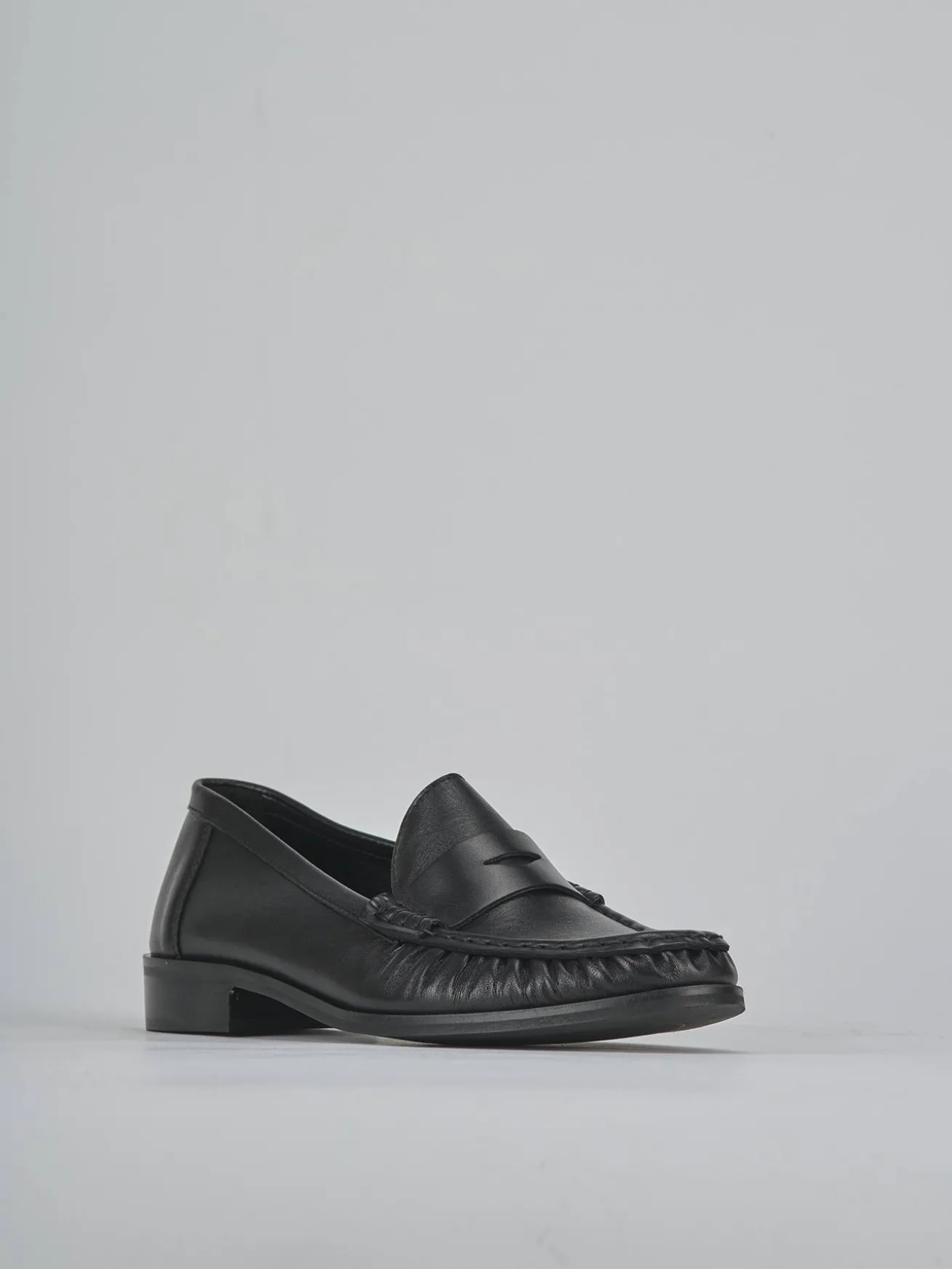 Mocassini tacco 1cm pelle nero