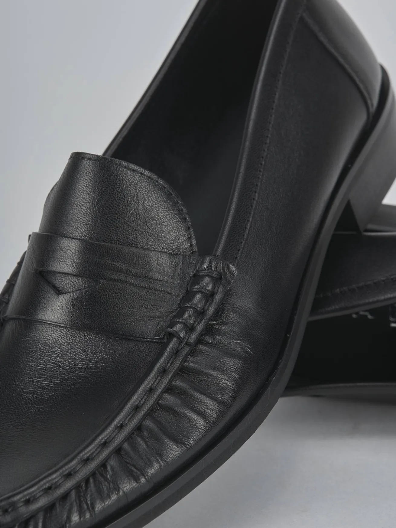 Mocassini tacco 1cm pelle nero