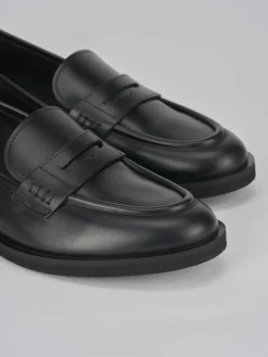 Mocassini tacco 2cm pelle nero