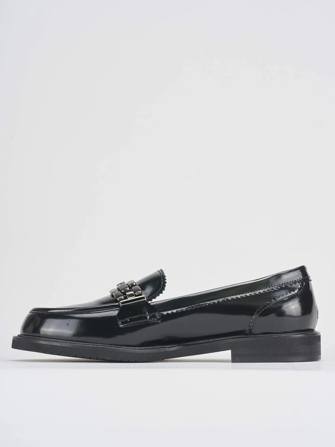 Mocassini tacco 2cm pelle nero