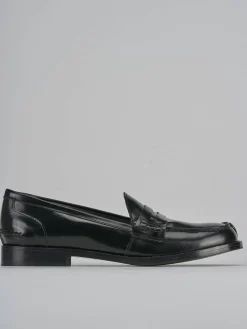 Mocassini tacco 2cm pelle nero