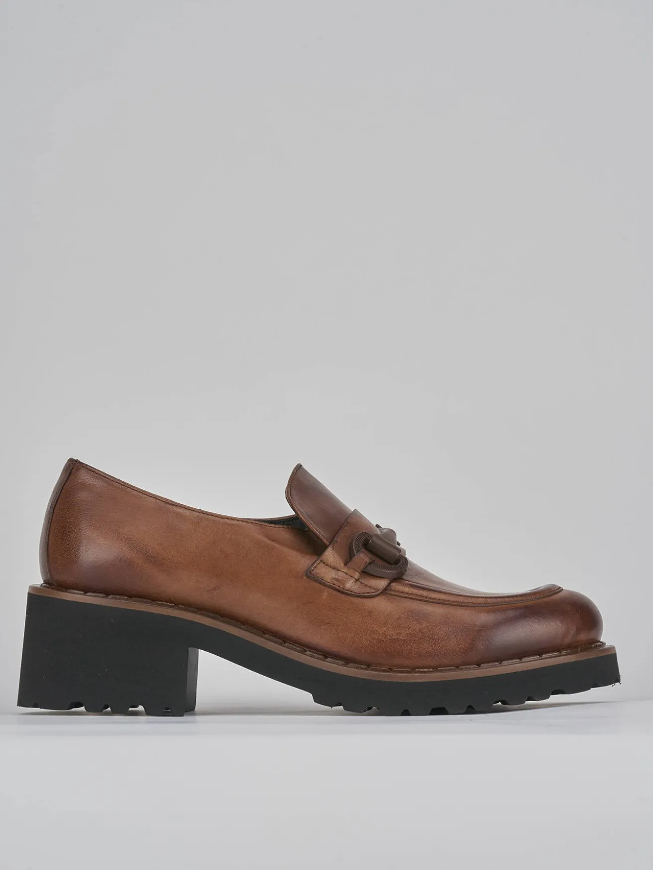 Mocassini tacco 5cm pelle marrone