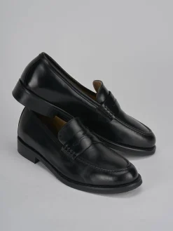 Mocassini tacco 2cm pelle nero