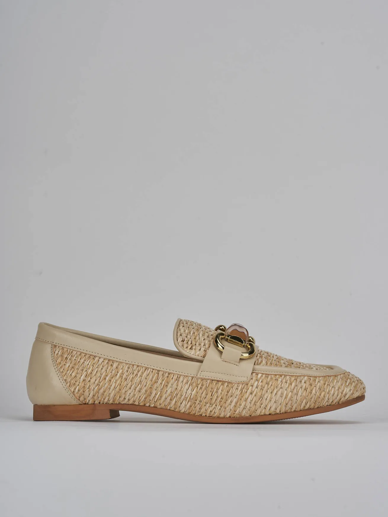 Mocassini tacco 1cm pelle beige