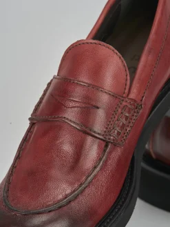 Mocassini tacco 2cm pelle bordo'