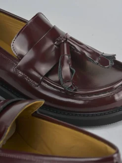 Mocassini tacco 3cm pelle bordo'