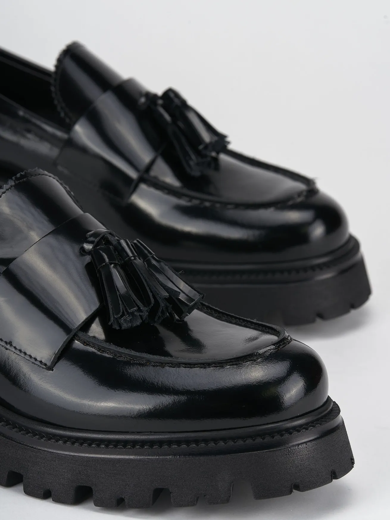 Mocassini tacco 2cm pelle nero