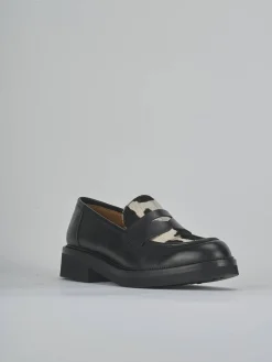 Mocassini tacco 2cm pelle nero