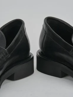 Mocassini tacco 2cm pelle nero