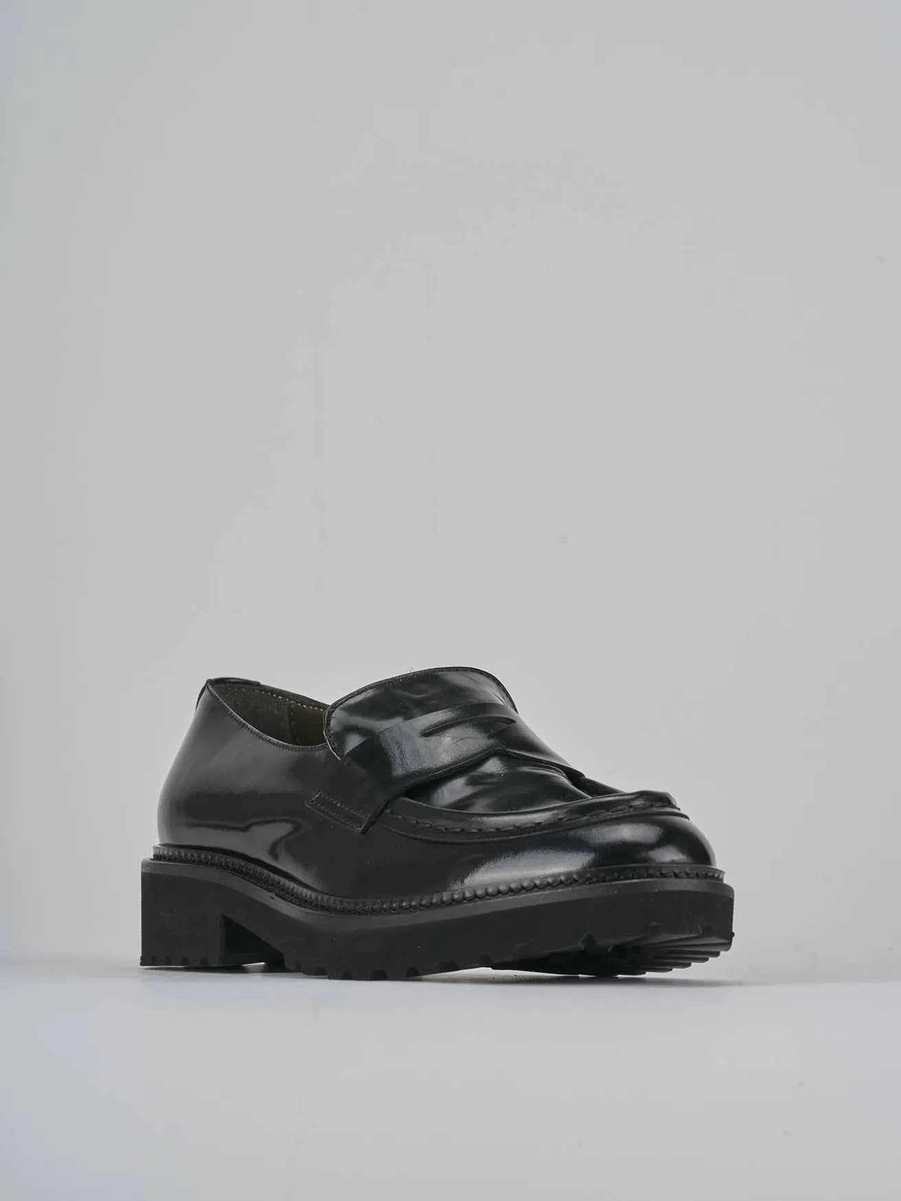 Mocassini tacco 2cm pelle nero