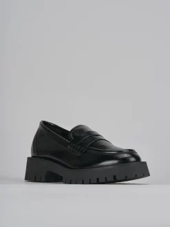 Mocassini tacco 2cm pelle nero