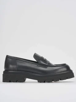 Mocassini tacco 2cm pelle nero