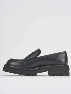 Mocassini tacco 2cm pelle nero