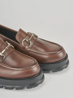 Mocassini tacco 3cm pelle marrone