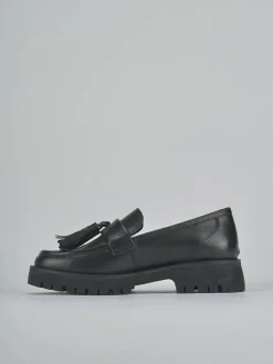 Mocassini tacco 2cm pelle nero