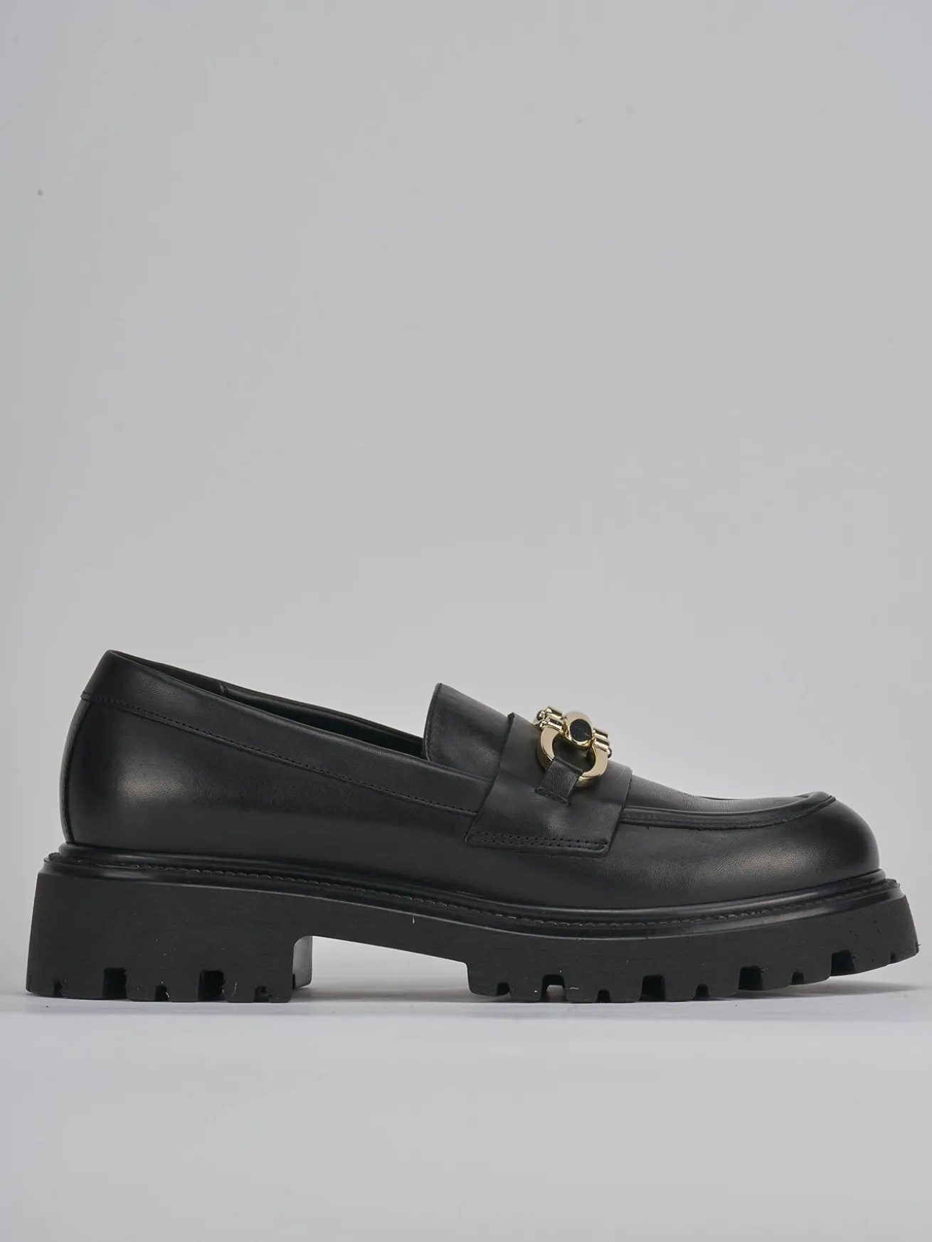 Mocassini tacco 2cm pelle nero