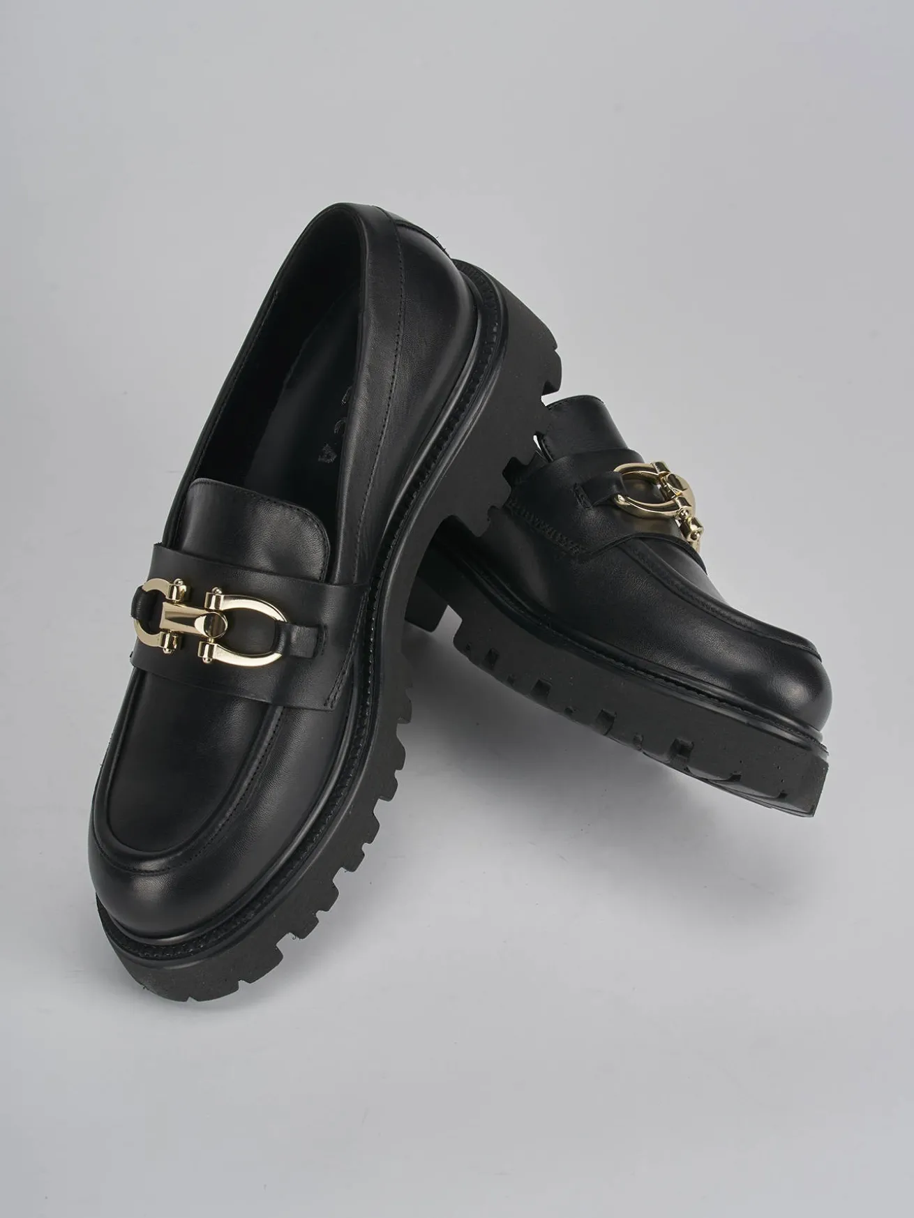 Mocassini tacco 2cm pelle nero