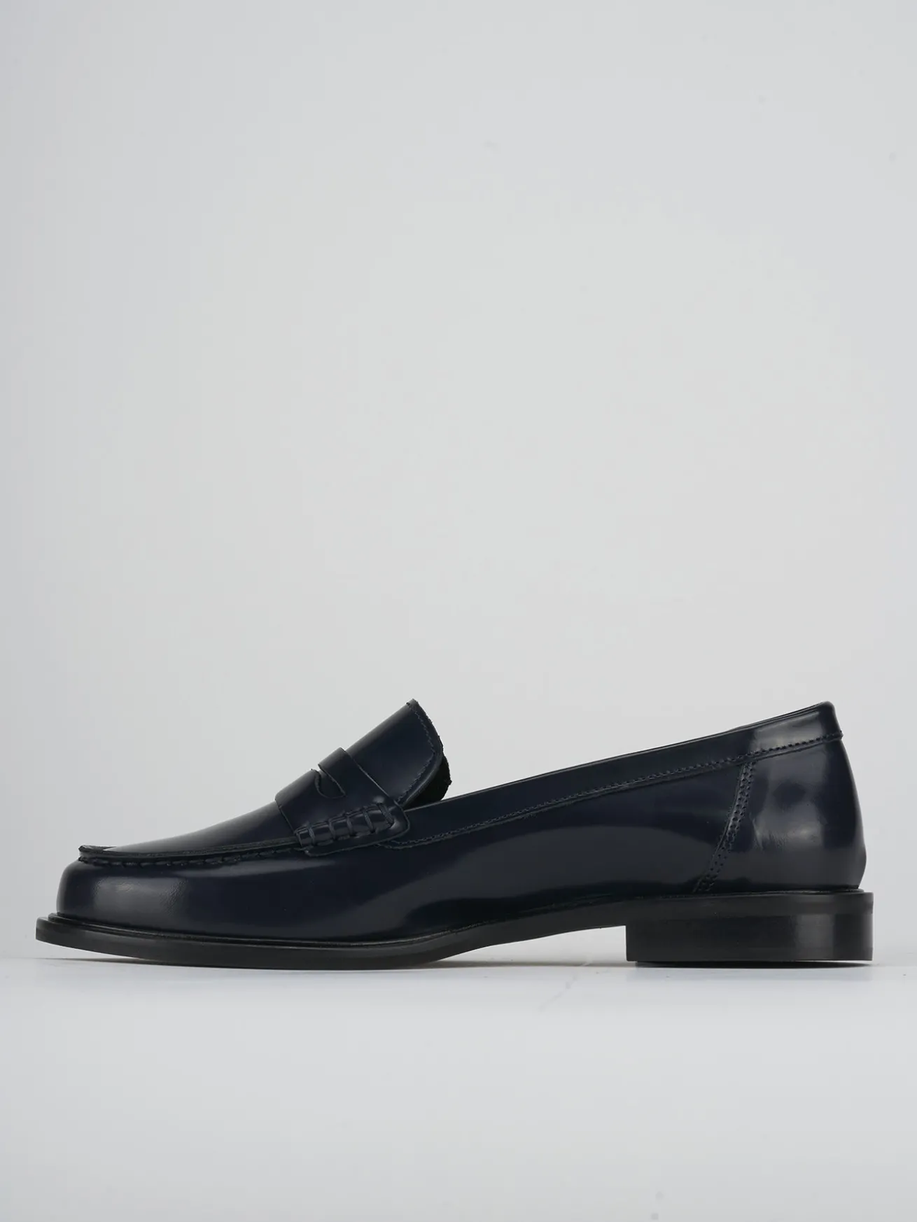 Mocassini tacco 2cm pelle blu