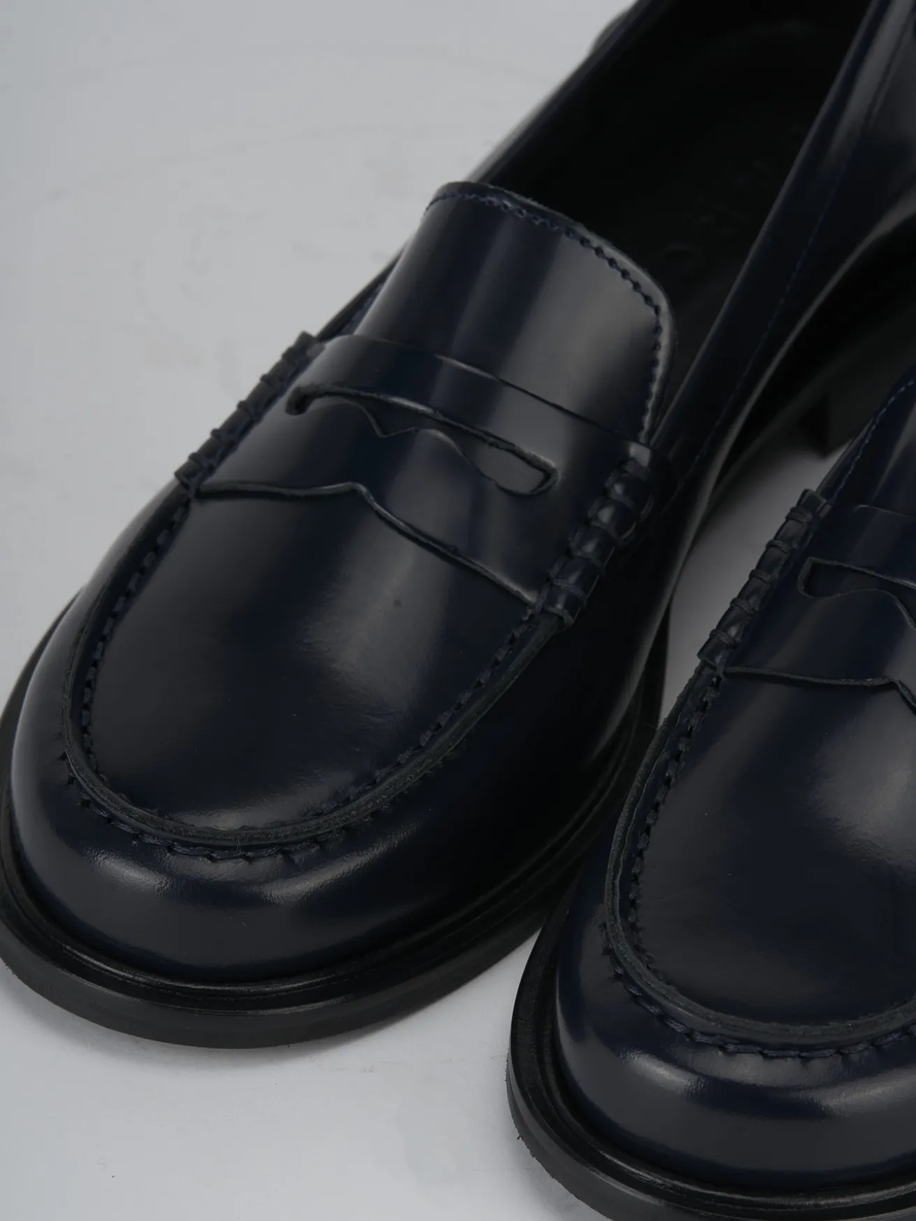 Mocassini tacco 2cm pelle blu