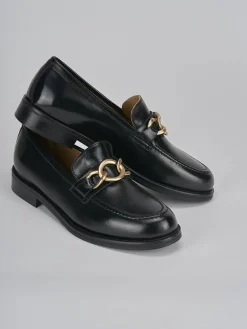 Mocassini tacco 2cm vernice nero