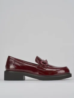 Mocassini tacco 3cm vernice bordo'