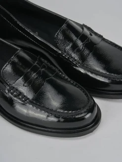 Mocassini tacco 1cm vernice nero