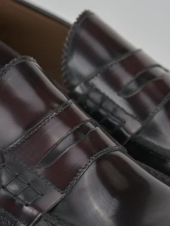 Mocassino tacco 2 cm bordo' pelle