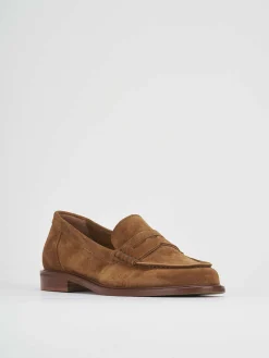 Mocassino tacco 1 cm marrone camoscio