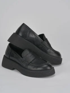 Mocassino tacco 2 cm nero pelle