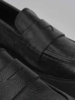 Mocassino tacco 2 cm nero pelle